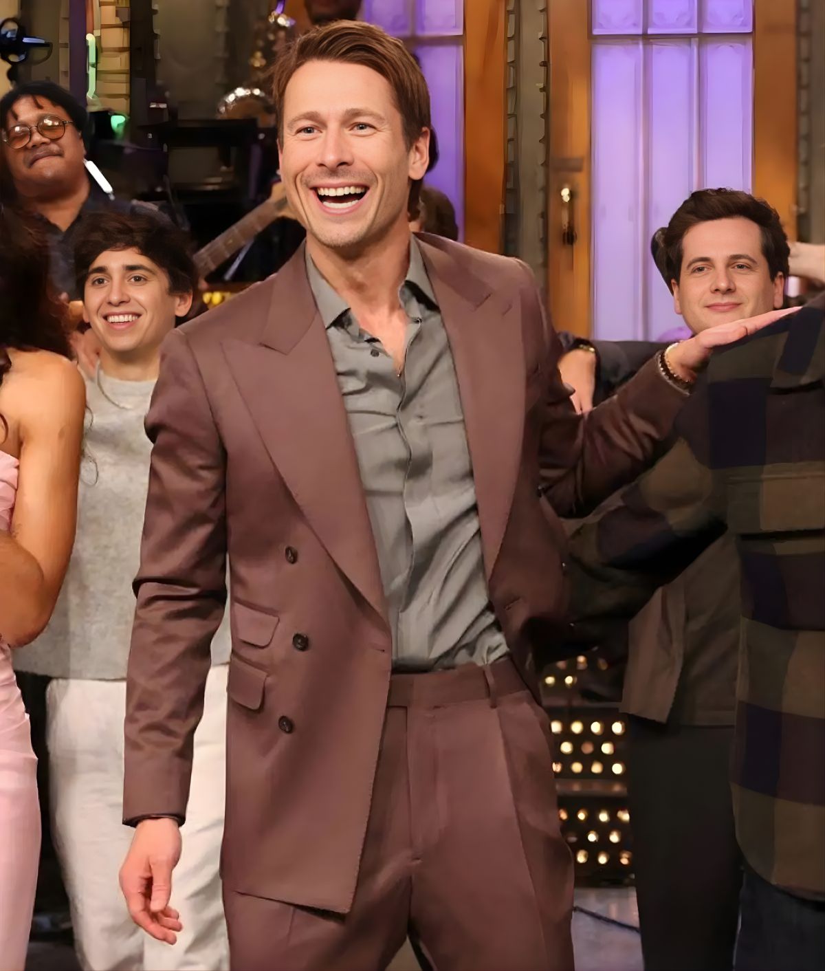 Glen Powell’s Mauve-Brown Double-Breasted Suit Breakdown